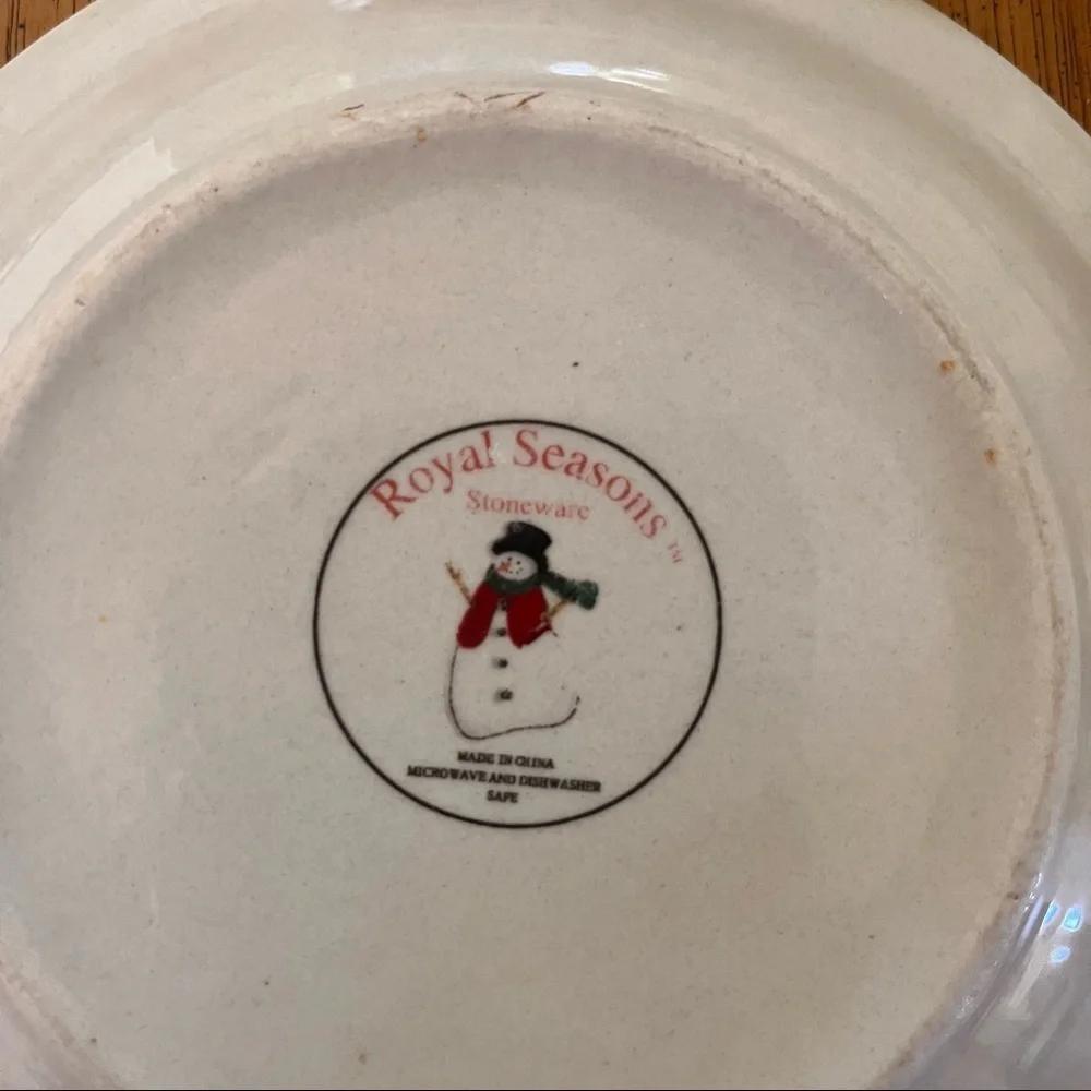 Vintage set of 4 four royal seasons snowman appetizer plates discontinued
